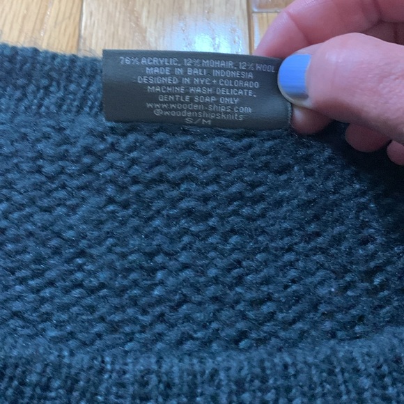 Wooden Ships sweater size s/m - Picture 3 of 4